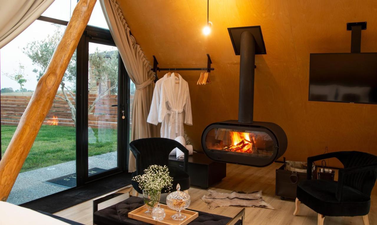Hotel 3 Hills Boutique - The Ranch Experience Trilofos Exterior foto
